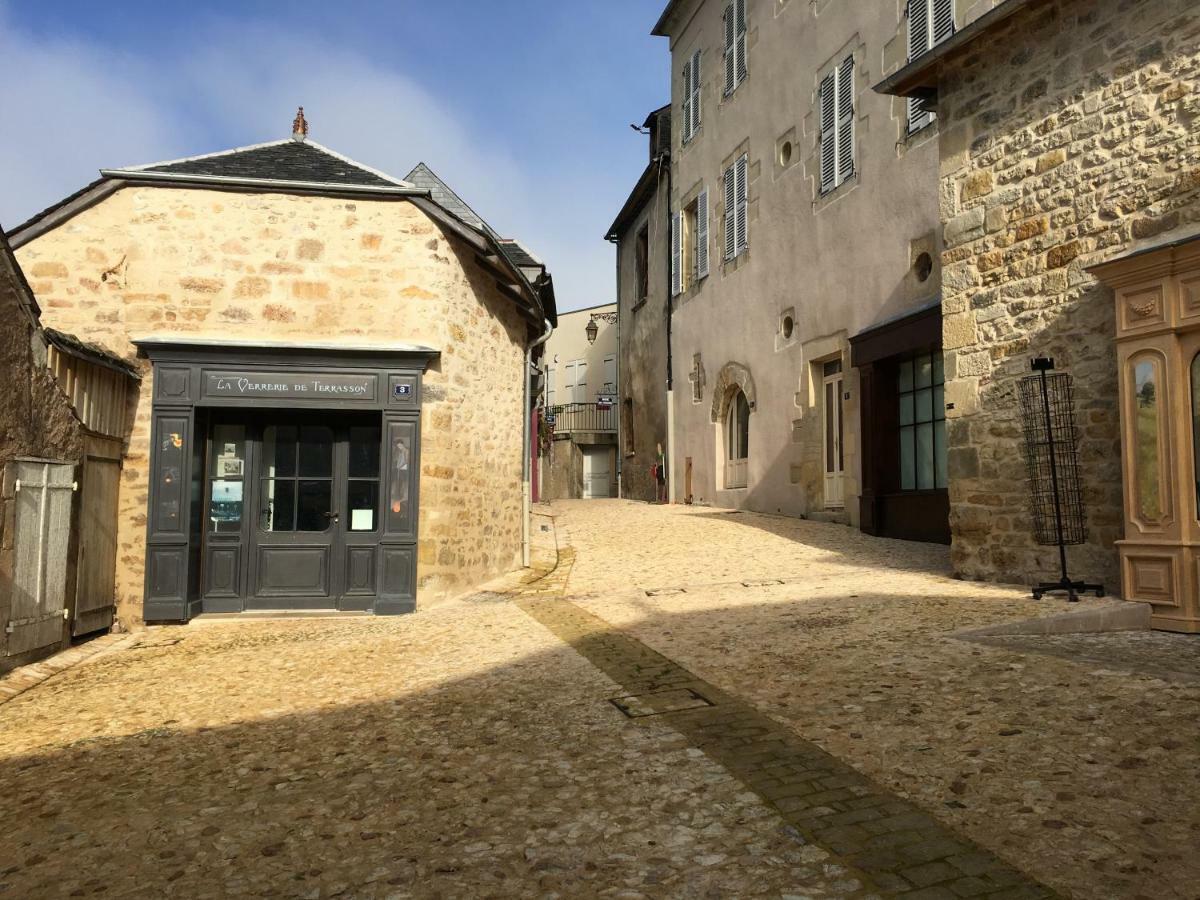 Les Maisons Du Perigord Terrasson 外观 照片